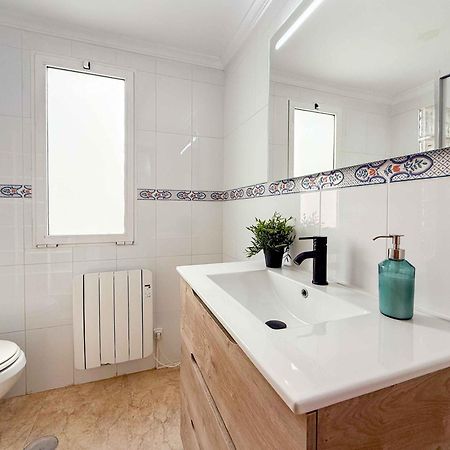 Amplio Apartamento En Pleno Corazon De Alicante Zewnętrze zdjęcie