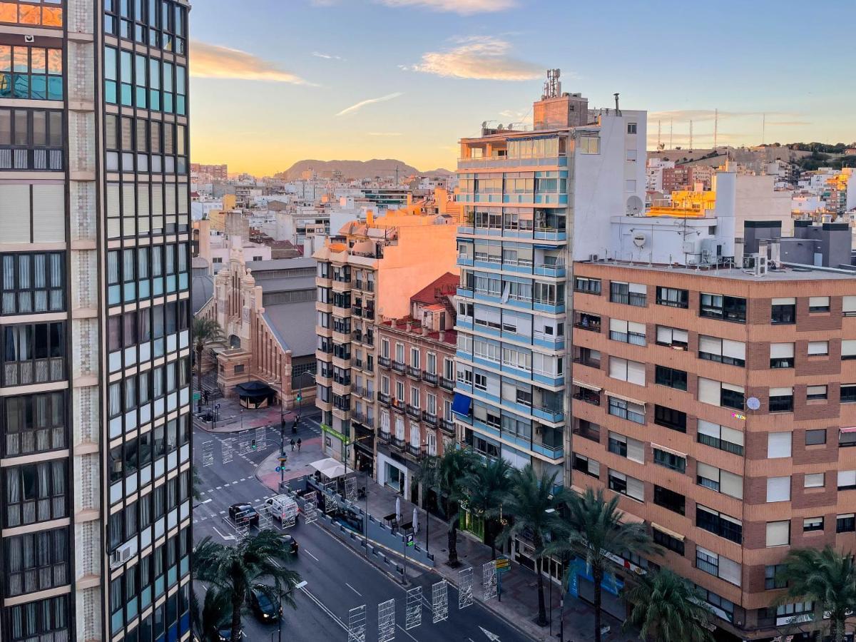Amplio Apartamento En Pleno Corazon De Alicante Zewnętrze zdjęcie
