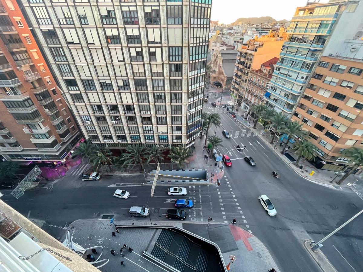 Amplio Apartamento En Pleno Corazon De Alicante Zewnętrze zdjęcie
